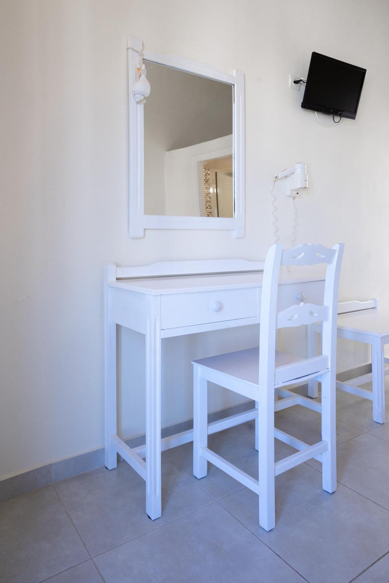 Ersi Villas Fira  Pokoj fotografie