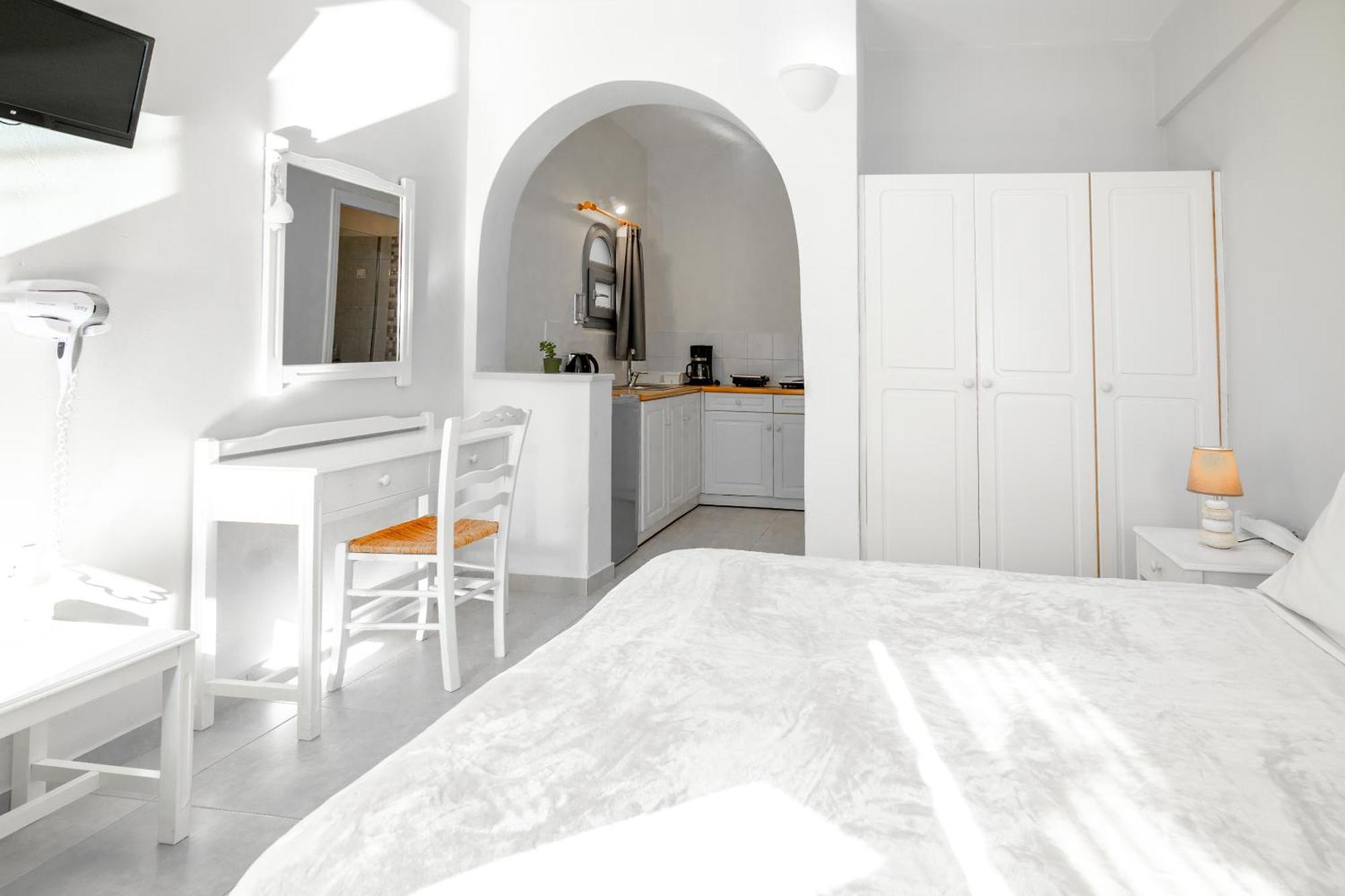 Ersi Villas Fira  Pokoj fotografie